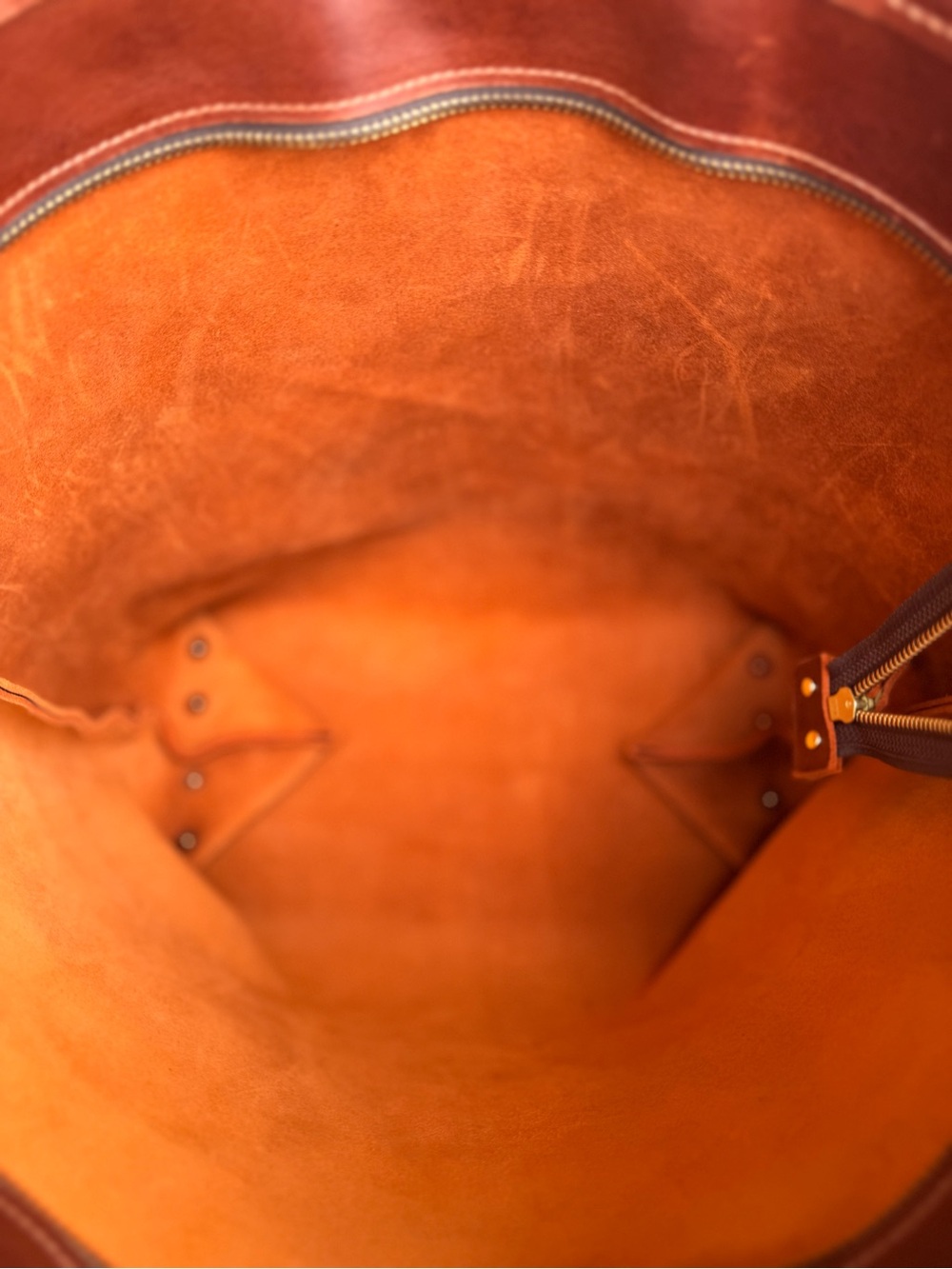 KMM full sized Leather Crossbody Shoulder Bag. Strap NOT included - Picture 6 of 9